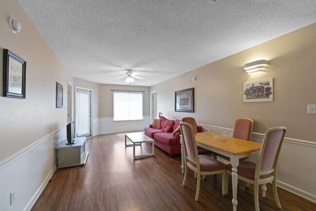Foto del edificio - 1251 University Ct