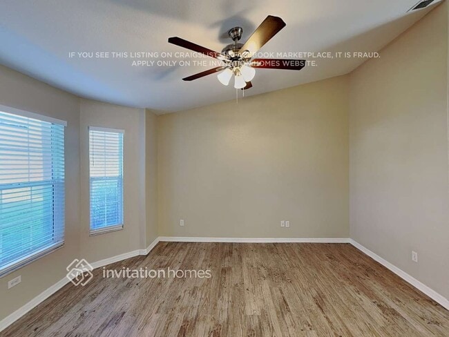 Building Photo - 3827 Springlake Village Ct