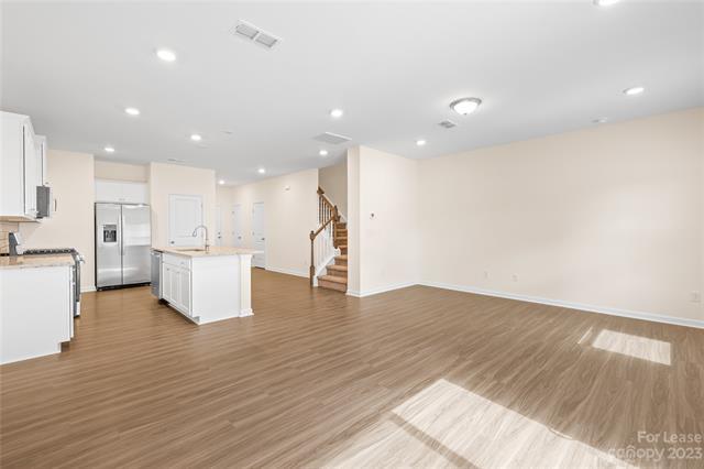 Building Photo - 210 Harpers Run Ln