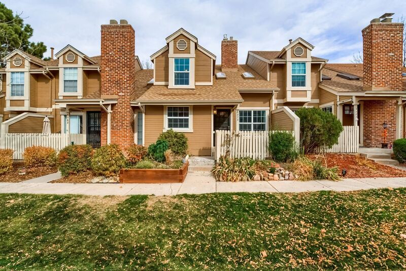 4373 S Blackhawk Way, Aurora, CO 80015 Townhome Rentals in Aurora CO