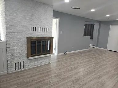 Building Photo - 63 Baylor St