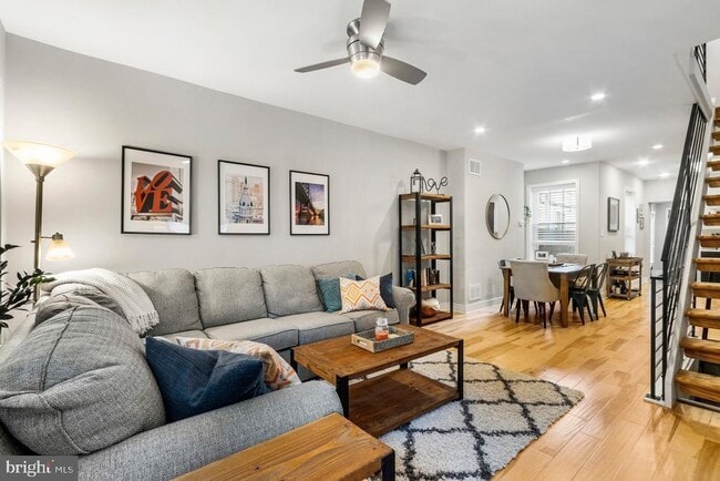 Building Photo - 2427 E Boston St