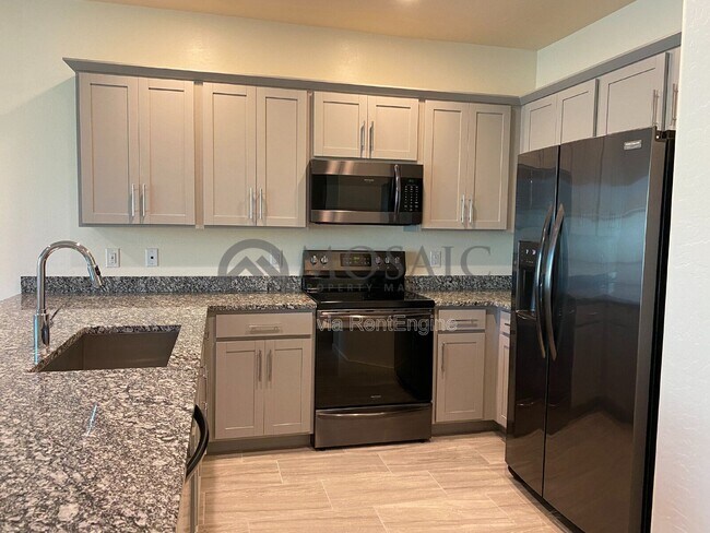 Foto del edificio - 4058 E Erie St
