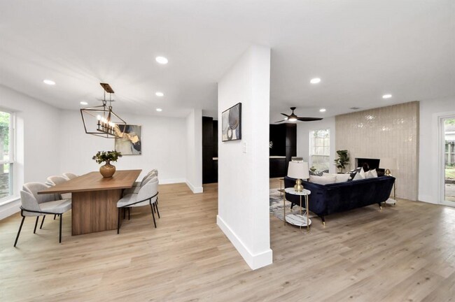 Foto del edificio - 5614 Oakhaven Ln