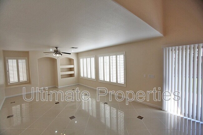 Foto del edificio - 20682 N 92nd Ln