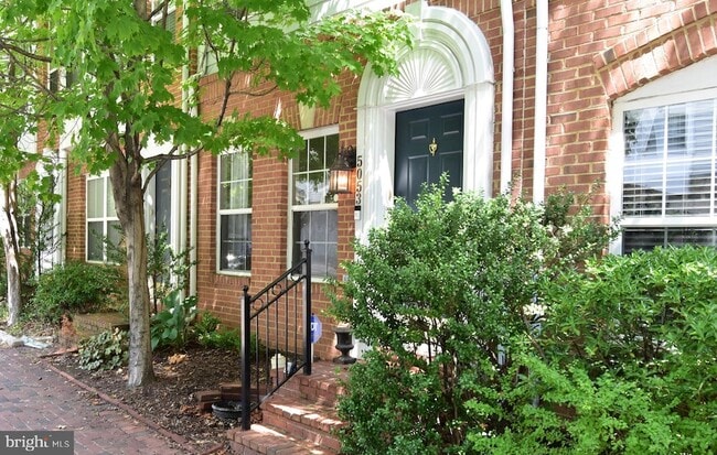 Photo - 5053 Kilburn St Townhome