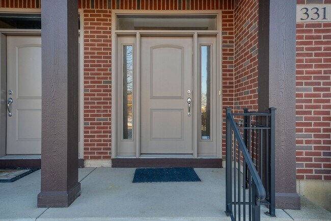 Building Photo - 331 Aspen Pointe Rd