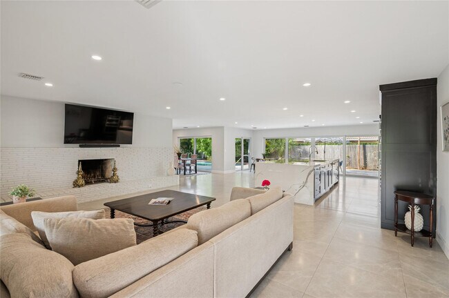 Foto del edificio - 2657 NE 26th St