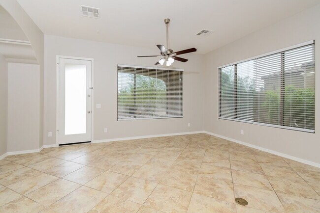 Foto del edificio - 13640 W Jesse Red Dr