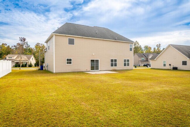 Building Photo - 461 Denali Rd