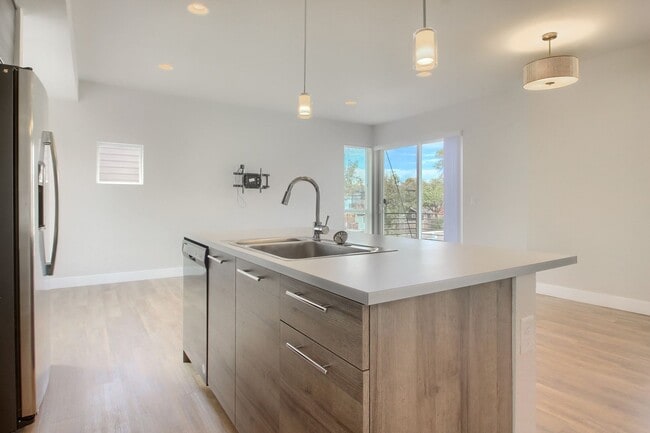 Foto del edificio - 1018 Depew St