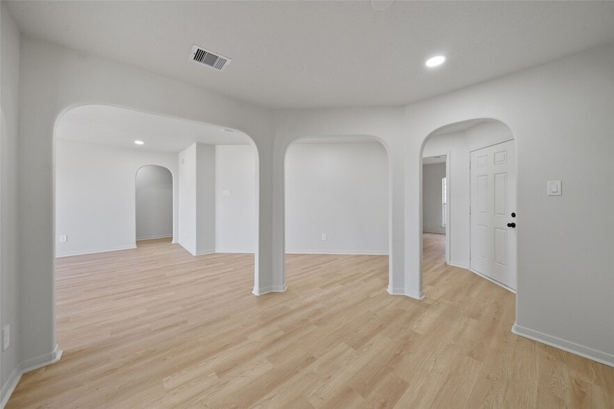 Photo - 5203 Panay Park Drive Unit