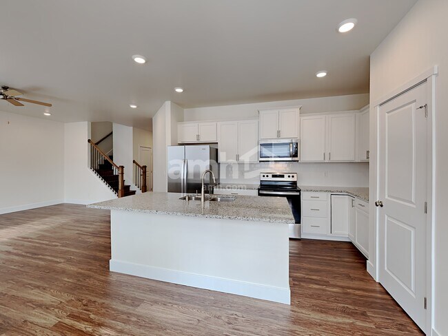 Foto del edificio - 12722 81st Ave Ct E