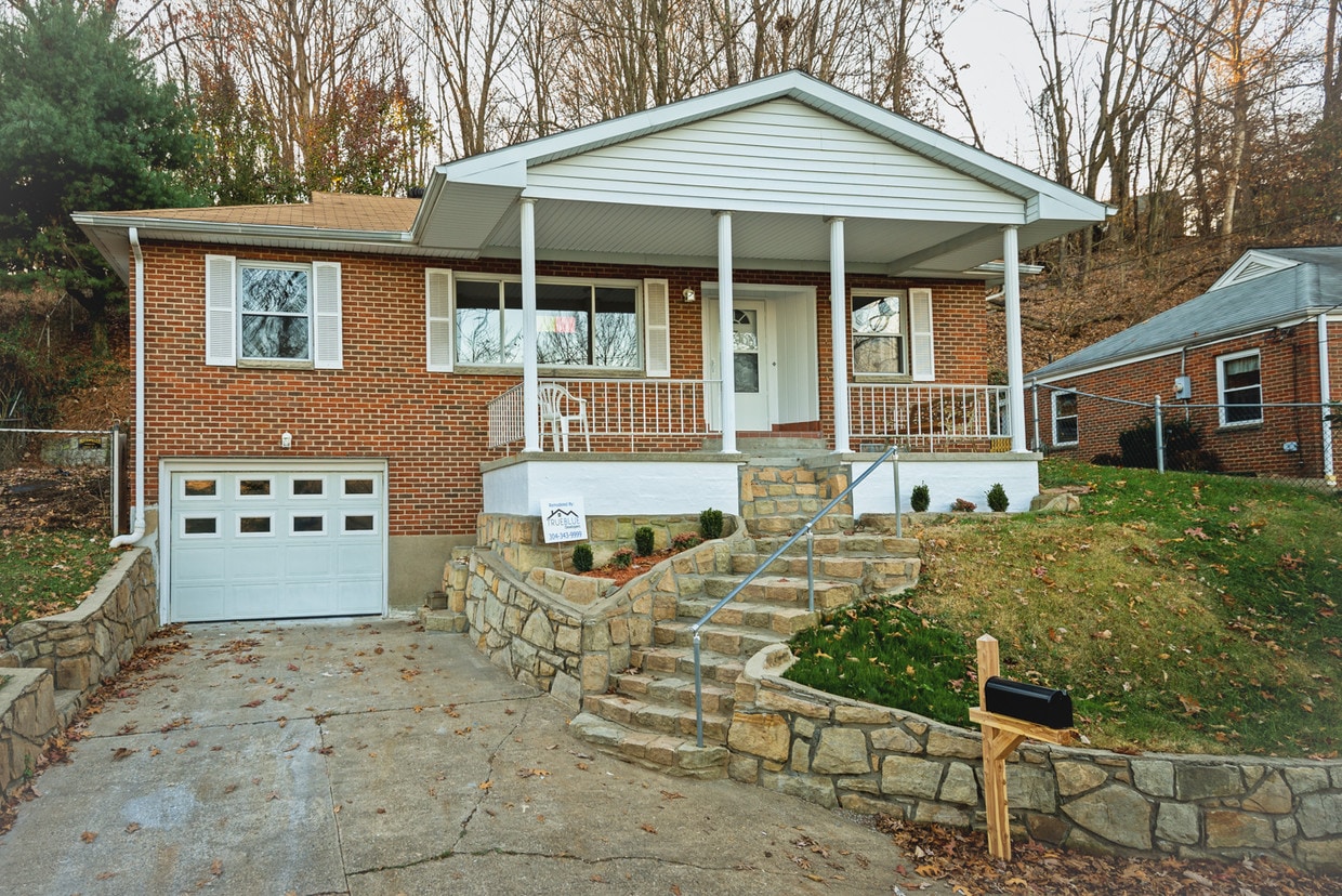 1017 Belmont St, Charleston, WV 25314 House Rental in Charleston, WV
