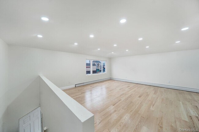 Building Photo - 109-87 Francis Lewis Blvd