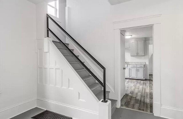 Foto del edificio - 1528 Clark Ave SW