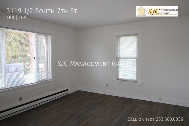 Building Photo - 3119 1/2 South 7th St -