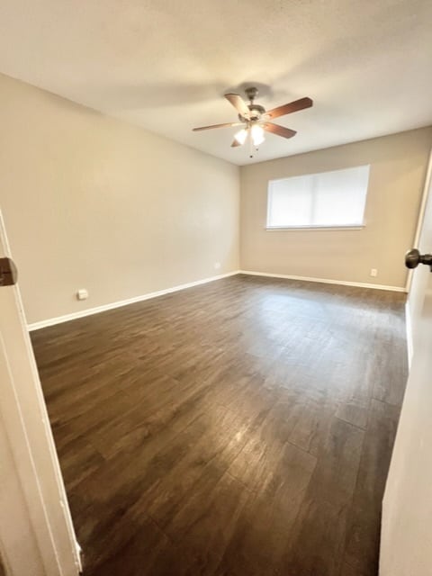 Foto del edificio - 9558 Valley dale st