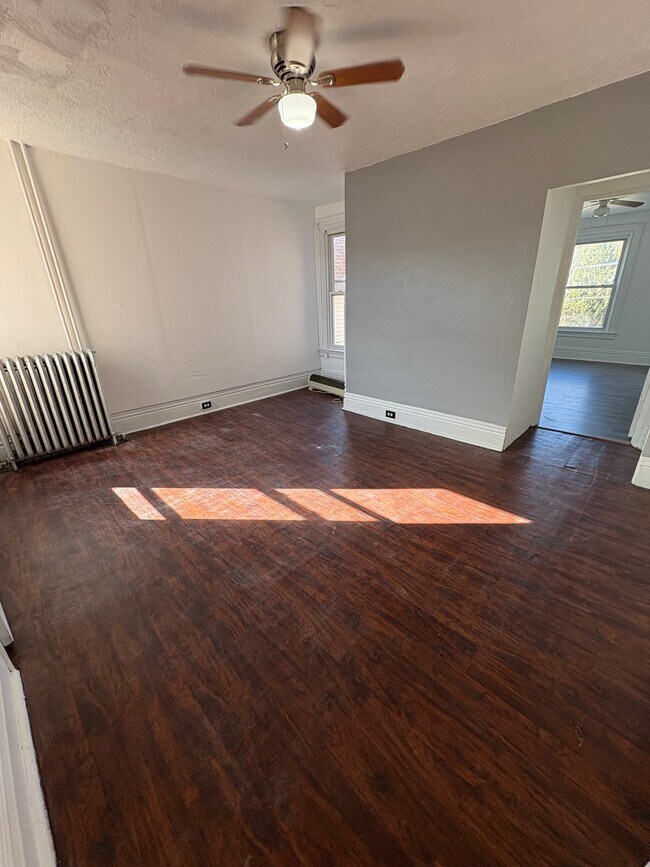 Foto del edificio - 543 3rd St