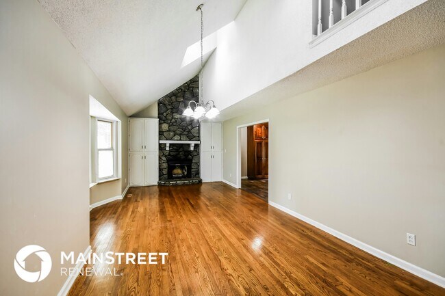Foto del edificio - 2085 Edenwood Cir