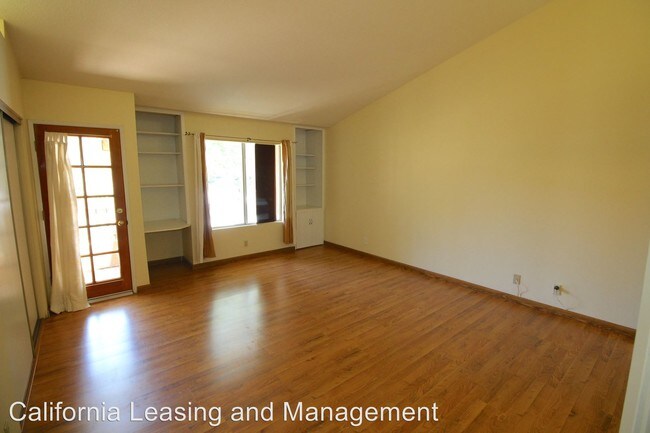 Foto del edificio - 22707 Copper Hill Dr