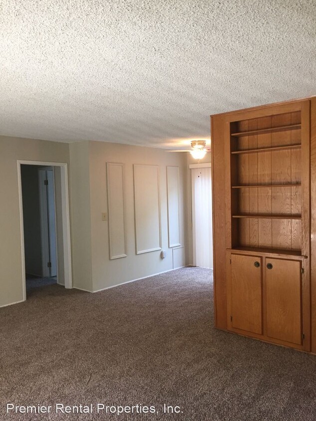 Foto principal - 4550 Louisiana St