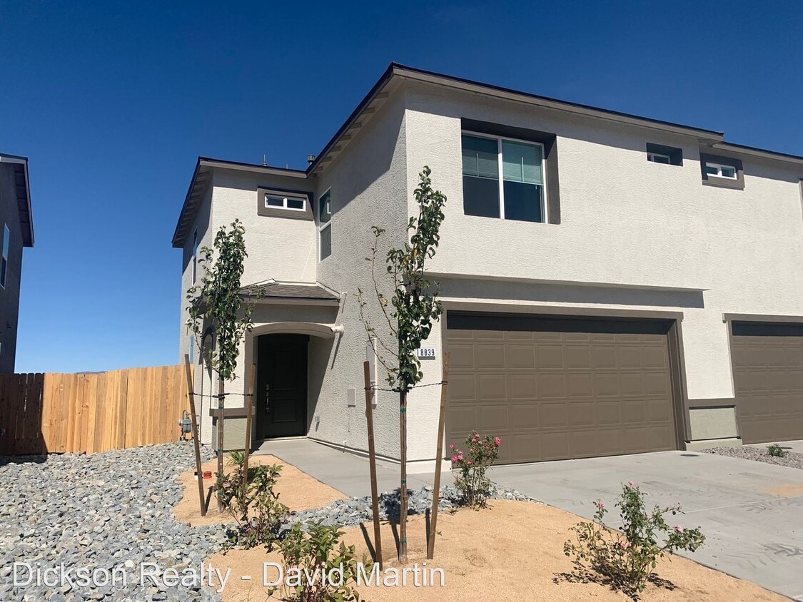 Primary Photo - 4 br, 2.5 bath House - 8839 Wolf Moon Dr