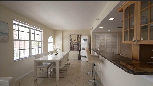 Foto del edificio - 445 S Hamden Dr