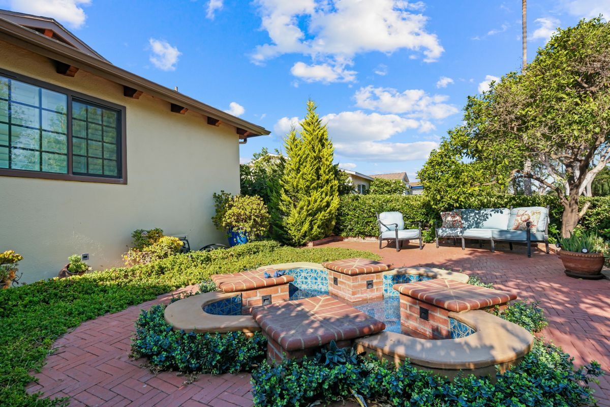 Foto principal - 513 E Hillsdale St