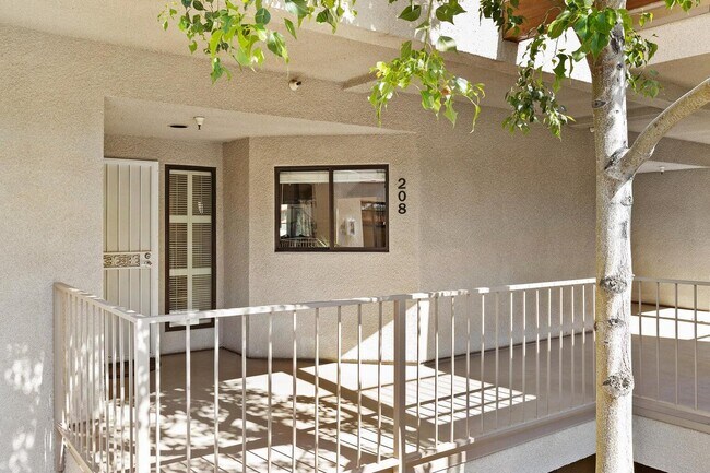 Building Photo - 255 S Avenida Caballeros