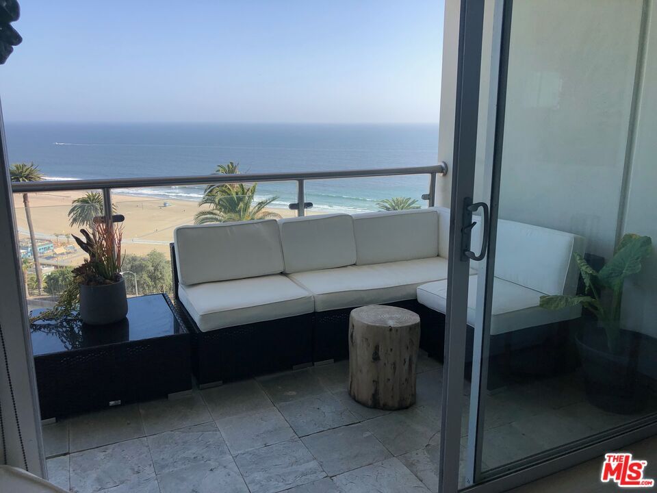 201 Ocean Ave Unit 1107B, Santa Monica, CA 90402 Room for Rent in