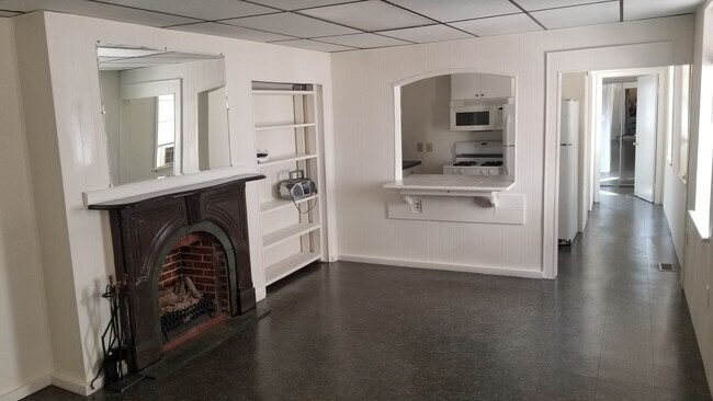 Foto del edificio - 1923 E Pratt St