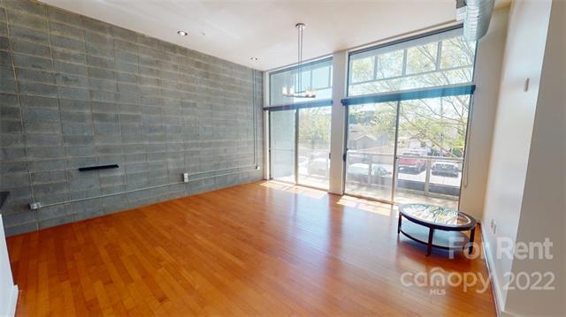 Building Photo - 2116 McClintock Rd