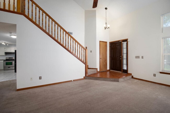 Foto del edificio - 1406 Ariel Ln