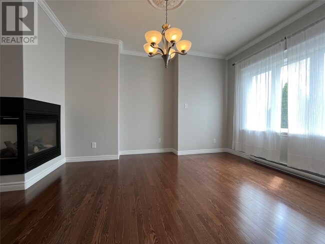 Building Photo - 6 Blue Puttee Drive