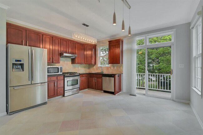 Foto del edificio - 244 Brower Ct