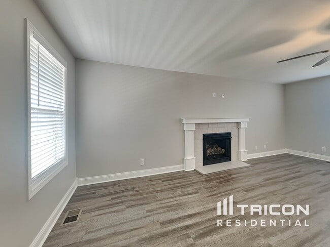 Building Photo - 485 Preakness Cir