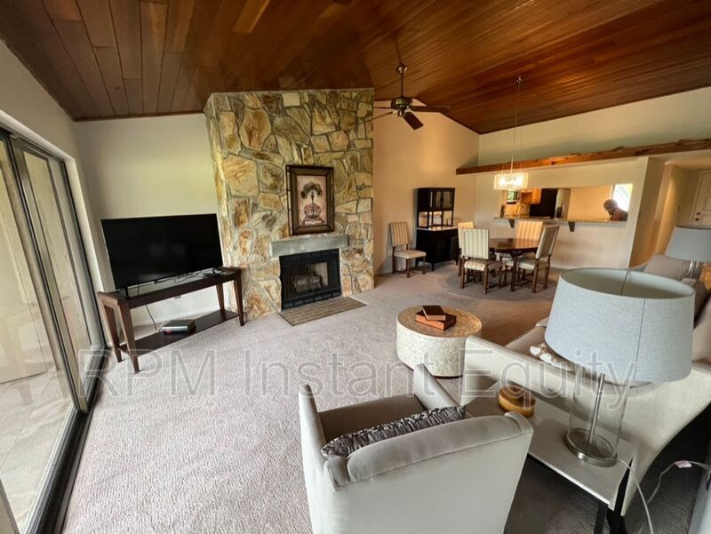 16710 Partridge Place Rd, Fort Myers, FL 33908 Condo for Rent in Fort