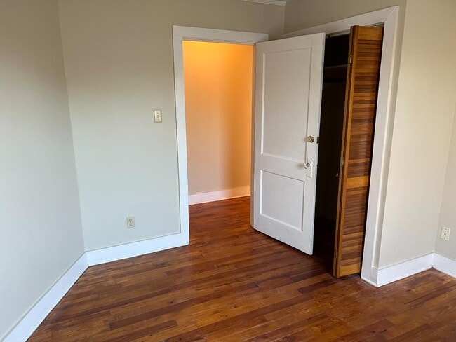 Foto del edificio - 513 E 14th St