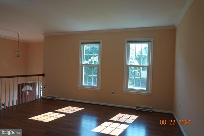Building Photo - 4924 King Solomon Dr