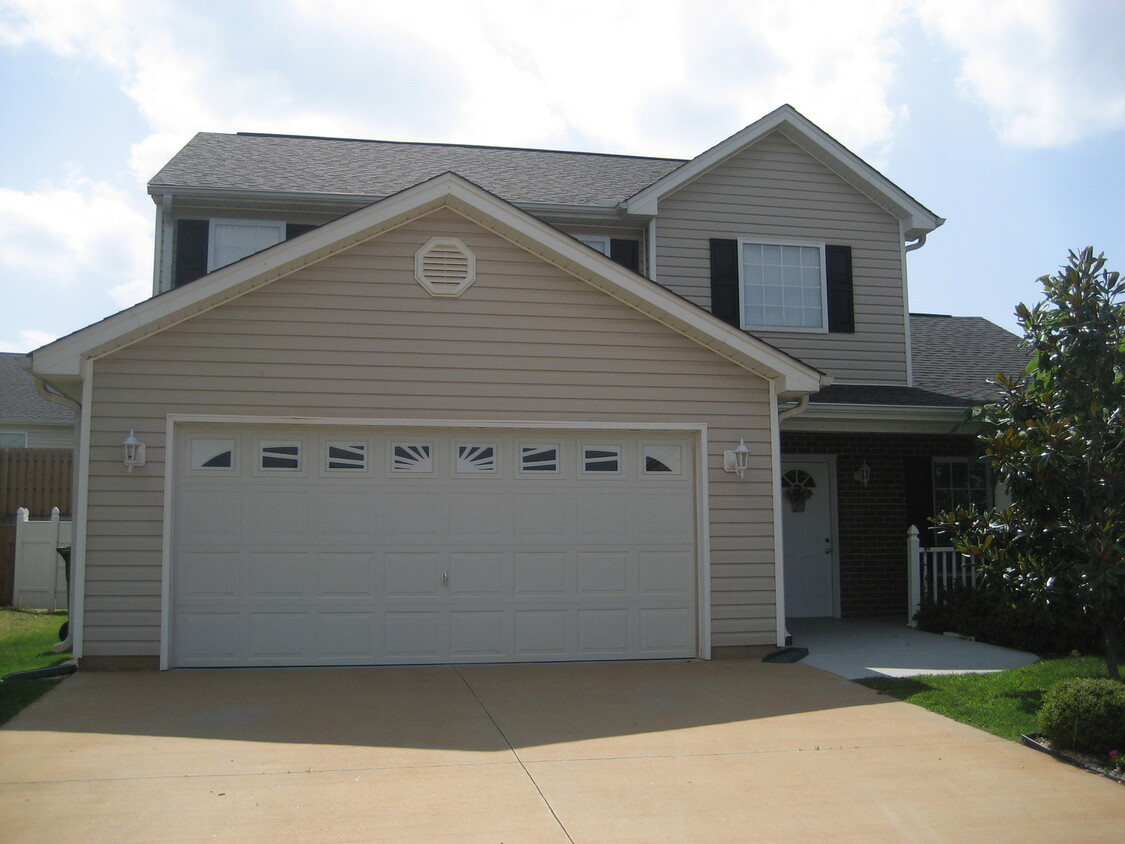Foto principal - Home Available in Chartwell Estates