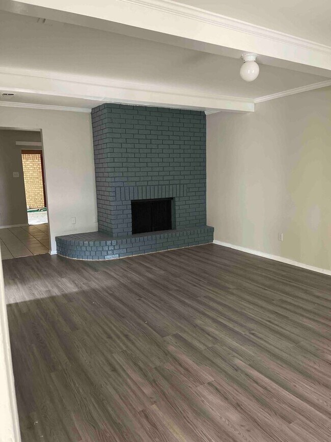 Photo - Duplex in Desoto House