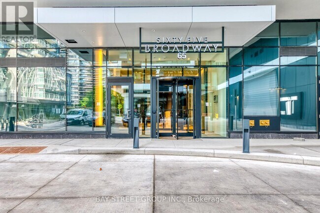 Photo du bâtiment - 65 Broadway Ave