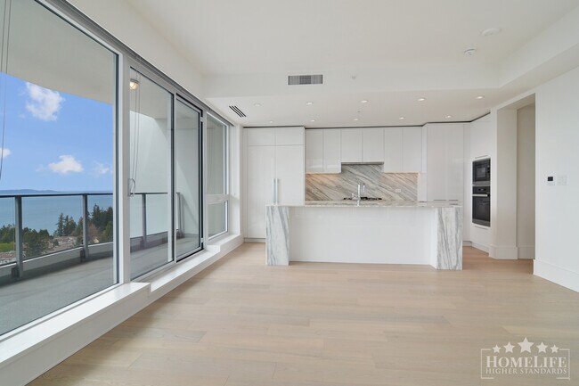 Building Photo - Stunning Ocean View 2-Bedroom 3 bathroom Home at Foster Martin