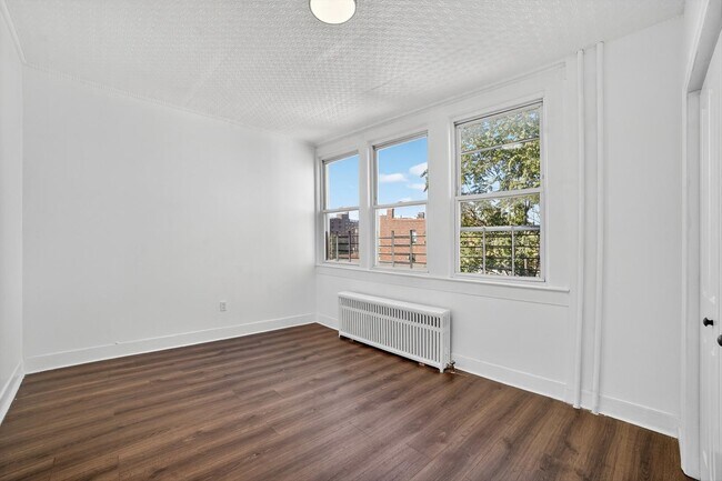 Building Photo - 59 Park Hill Ave