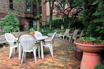 Foto del edificio - 17 Cazenove St