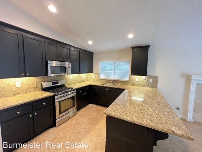 Building Photo - 4 br, 2 bath House - 3421 Celinda Drive