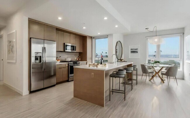 Amplios espacios de cocina con rincón de comedor - Valentina by Alta