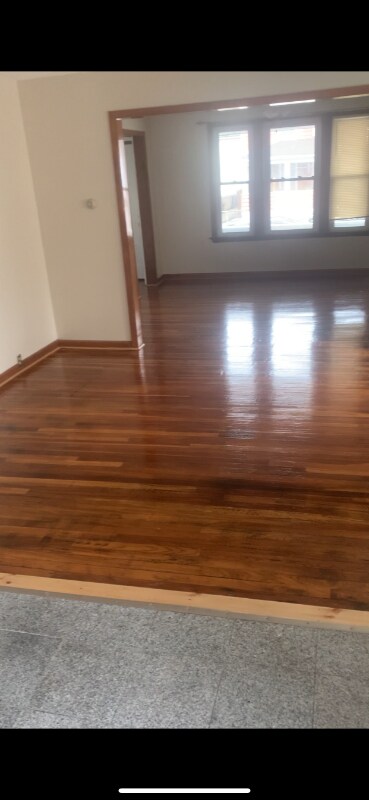 Building Photo - 83 Silver St