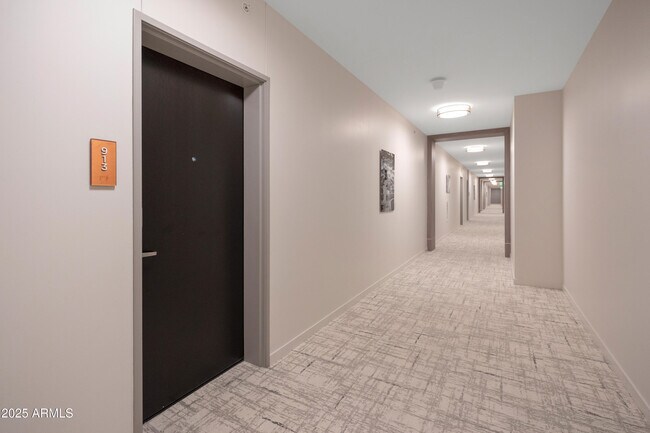 Foto del edificio - 7120 E Kierland Blvd